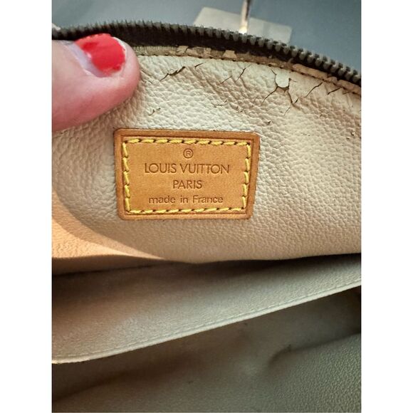 Louis Vuitton Monogram Truss Demilondo Pouch - Picture 3 of 5